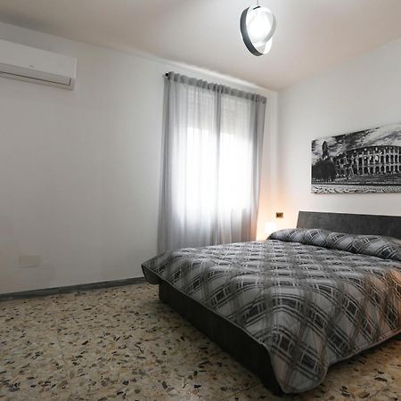 Апартаменты Roby'S House 70 Settebagni Экстерьер фото